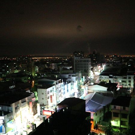 Sanmin Hotel Changhua City Exterior photo